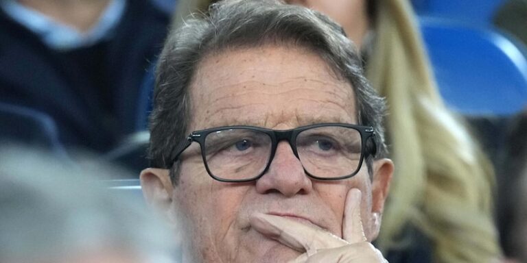 Fabio Capello s'exprimant sur le football italien.