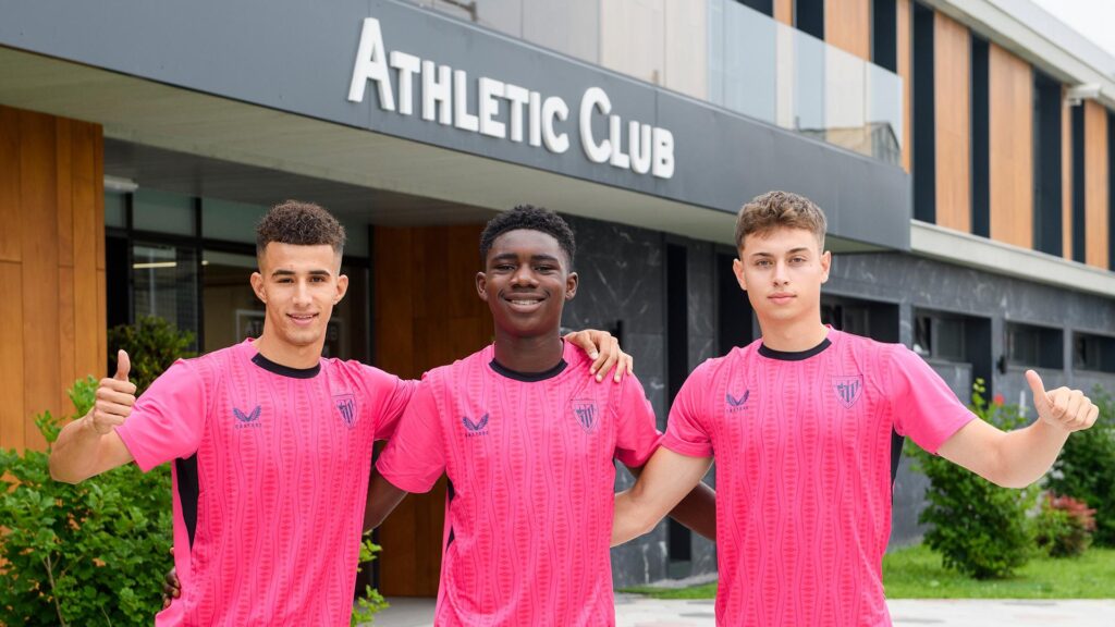 Real Madrid : Du Rêve de Ligue des Champions à la Porte du Castilla, Le Mystère De Luis Sidère l'Espagne !