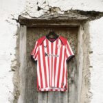 Maillot Athletic Bilbao polémique logo UPN