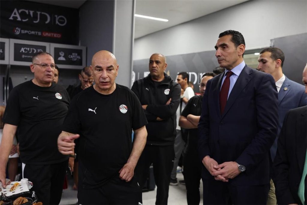 Hossam Hassan, entraîneur de l'Égypte, préparant la Coupe du Monde