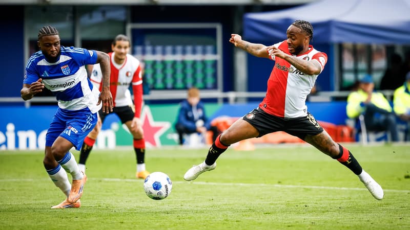 Raheem Sterling en maillot de Chelsea
