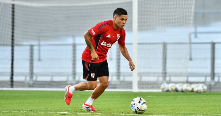 CHOC À RIVER PLATE : L'Énigme Quintero ! Coudet L'a-t-il Sacrifié ? Un Adieu Imminent Pour la Star Argentine ?