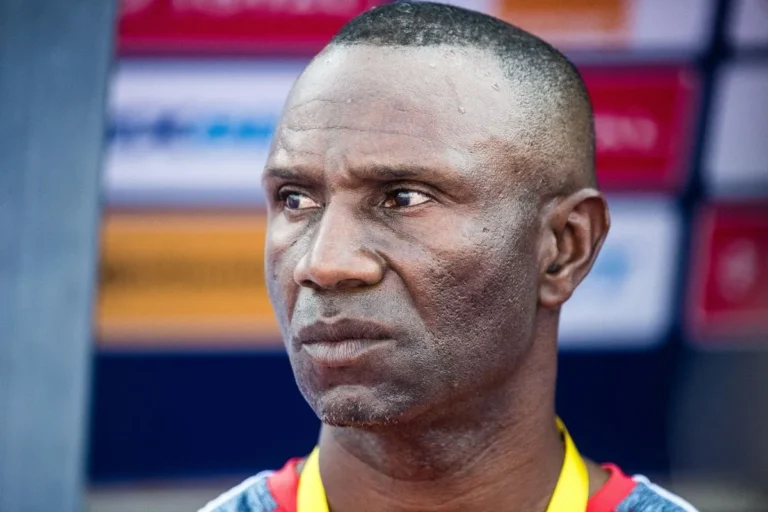 Florent Ibenge entraîneur de football