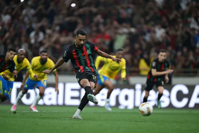L'AS FAR a-t-elle Subi un Naufrage Tactique ou la Pression d'une Finale Historique ?