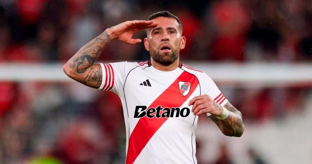 Nicolas Otamendi en action sur le terrain