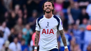 Tottenham : La Dénonciation Choc de Maddison ! Les Joueurs Doivent "Regarder Dans le Miroir", La Crise Va-t-elle Exploser ?