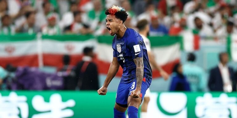 Christian Pulisic en action lors du match États-Unis-Paraguay du Mondial