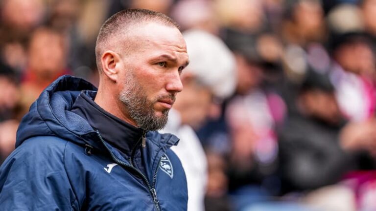 Didier Digard, entraîneur du Havre AC, lors d'un match de Ligue 1