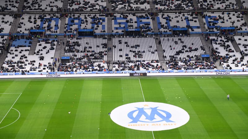 Logo de l'Olympique de Marseille avec le slogan "À jamais les premiers"