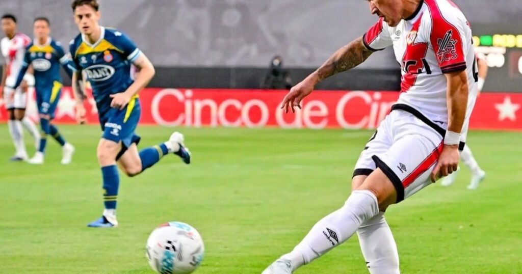 Alfonso Espino signe au Racing, un exemple pour le football africain