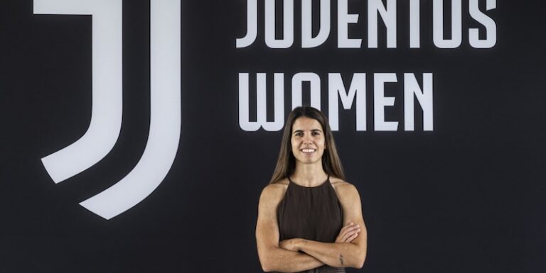 Alba Redondo signature Juve Women