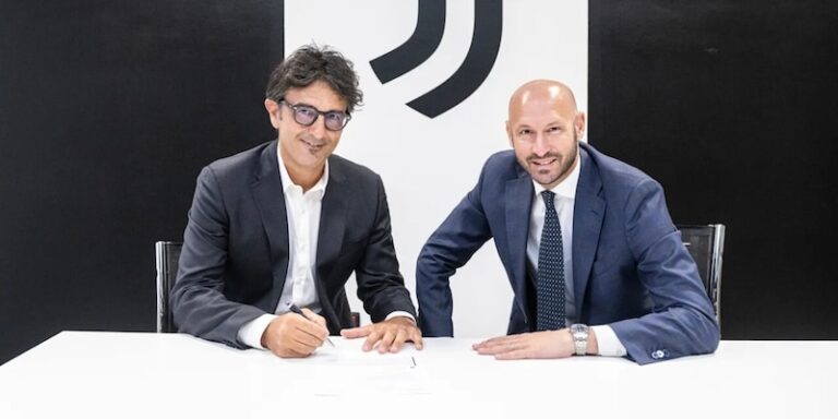 Jeunes joueurs Juventus Under 18 à l'entrainement à Vinovo