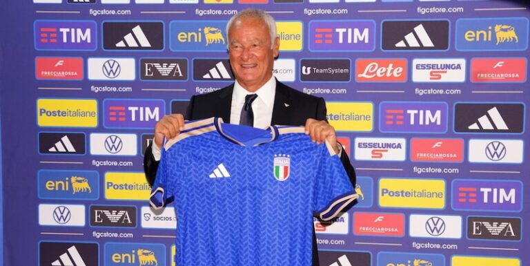 Claudio Ranieri s'exprimant sur l'Italie et l'AS Roma
