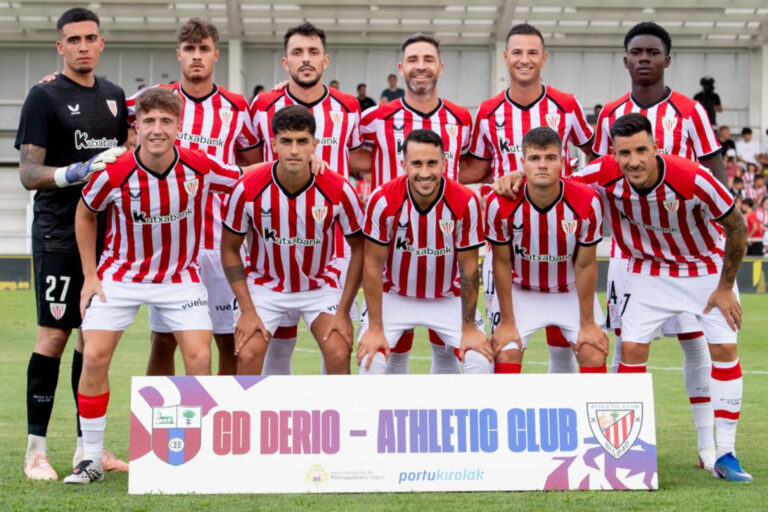 joueurs de l Athletic Club célébrant un but lors du match amical contre Derio