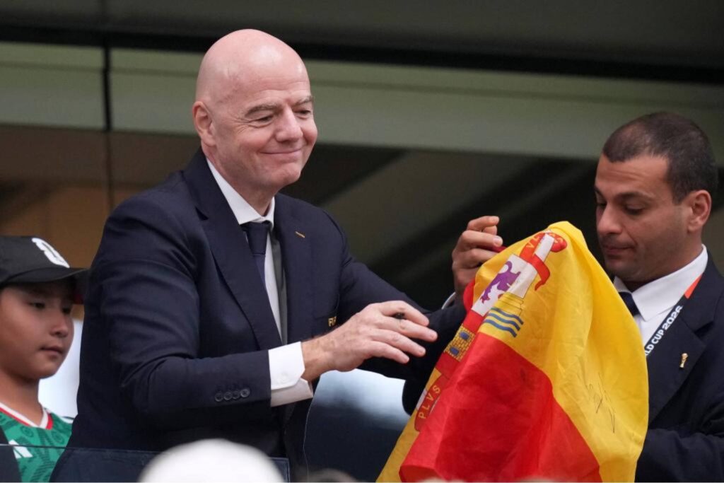 Infantino vers un 4e mandat : 200 pays brisent le silence FIFA