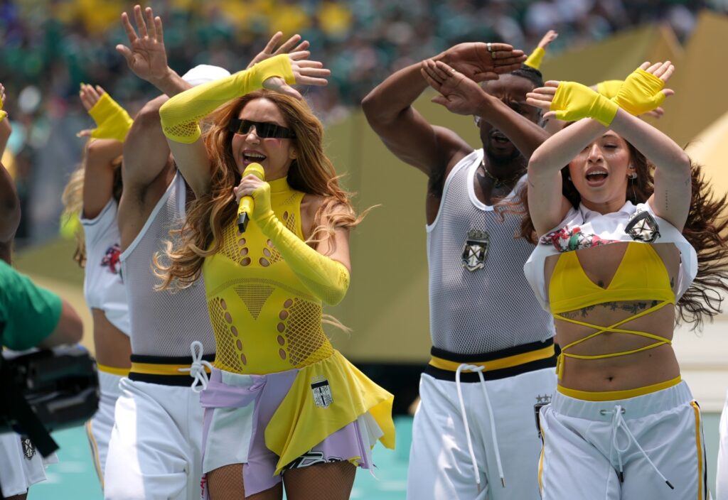 stade MetLife Stadium New Jersey finale show musical polémique Mondial 2026