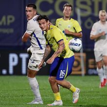 Arnau Solà lateral esquerdo Arouca mercado transferências