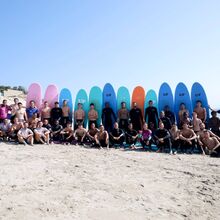 Moreirense cambia el césped por el surf en Ofir: 3 momentos que marcaron el día diferente de la plantilla