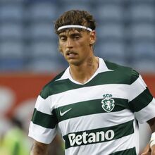 Mercato FC Porto : Mangas caça um lateral de elite para substituir o português que ruma ao Monza