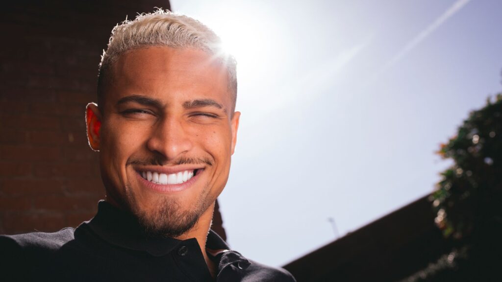 Joao Gomes Aston Villa mercato 2027 transfert milieu défensif