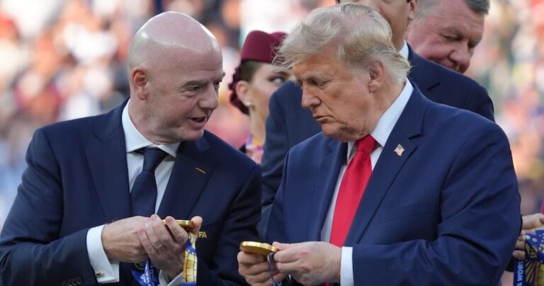 Réunion d'urgence du Conseil de la FIFA à Marrakech avec Gianni Infantino
