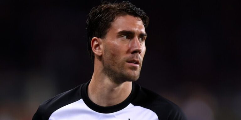 Dusan Vlahovic en match avec la Fiorentina à l'Artemio Franchi