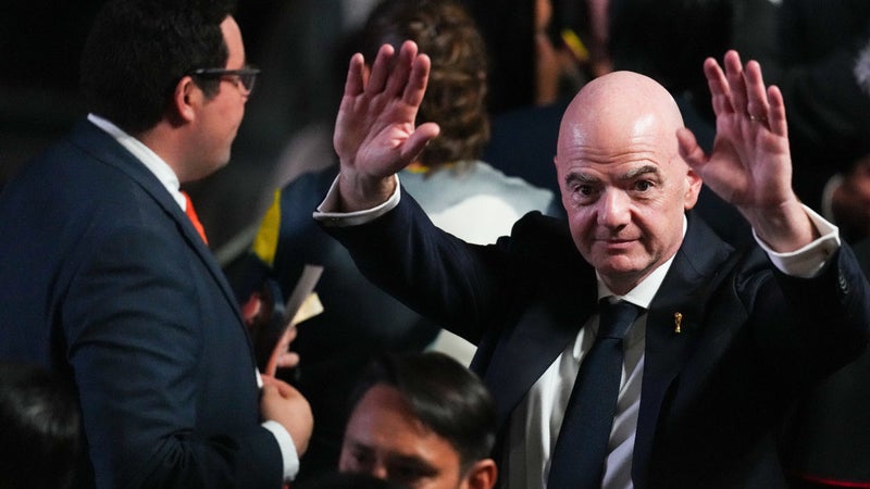 Gianni Infantino en République dominicaine : 15 fédérations rebelles et une guerre des pouvoirs qui secoue la FIFA