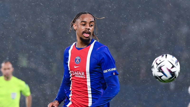 Bradley Barcola Liverpool : 23 ans et une guerre des transferts qui secoue l&rsquo;Europe