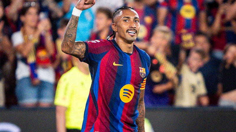 FC Barcelone : L&rsquo;Échec du Dossier Julian Alvarez et la Solution Raphinha en Attaque
