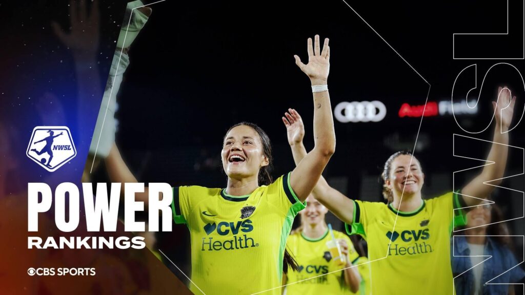 Washington Spirit célébrant une victoire sur le terrain.