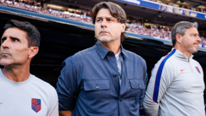 Mauricio Pochettino lors de la signature de son contrat record avec la Fédération américaine de football