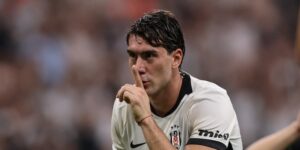 Dusan Vlahovic Revitalisé : Confiance Retrouvée Sous Italiano Après une Période Complexe à la Juventus