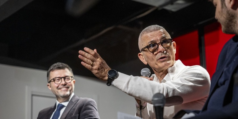 Fabrizio Ravanelli rejoint Aperimercato : Une Expertise de Haut Niveau pour l&rsquo;Analyse Quotidienne du Football