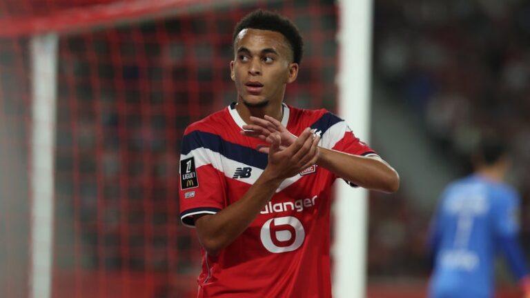 Ethan Mbappé en action sous le maillot du LOSC en Ligue 1