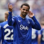 Mercato anglais : les clubs dépensent des millions pour renforcer leurs effectifs