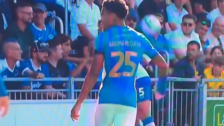 La police ouvre une enquête sur l'altercation entre un joueur de Cardiff et un jeune supporter