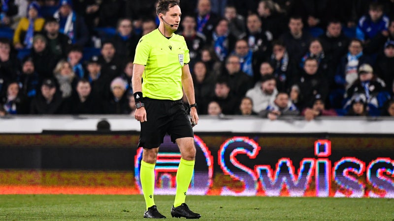 Mykola Balakin au Sifflet du PSG-Slovan Bratislava en Ligue des Champions : Enjeux et Parcours de l&rsquo;Arbitre Ukrainien