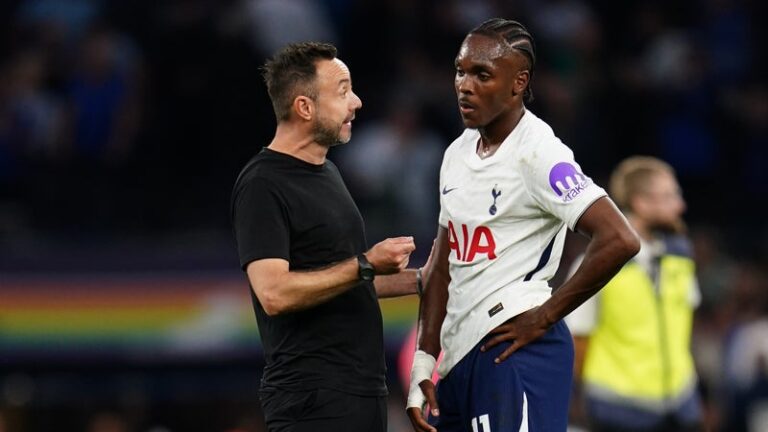 Roberto De Zerbi sur le banc de Tottenham
