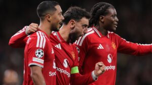 Joueurs de Manchester United en action lors d'un match de football